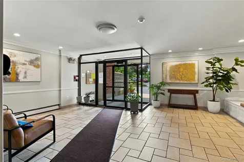 77 Carpenter Avenue Mount Kisco NY 10549