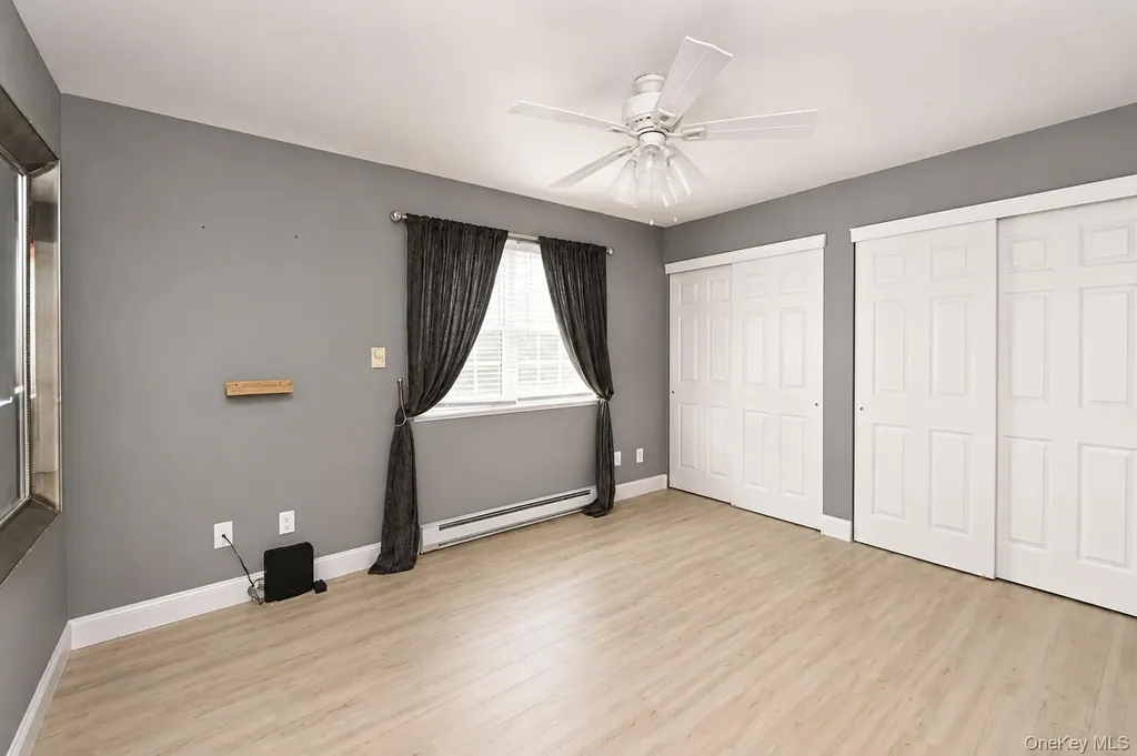1 Anchorage Way Freeport NY 11520