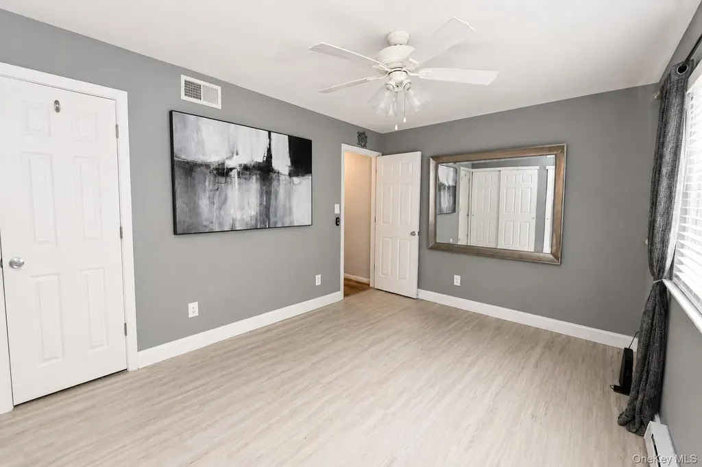 1 Anchorage Way Freeport NY 11520