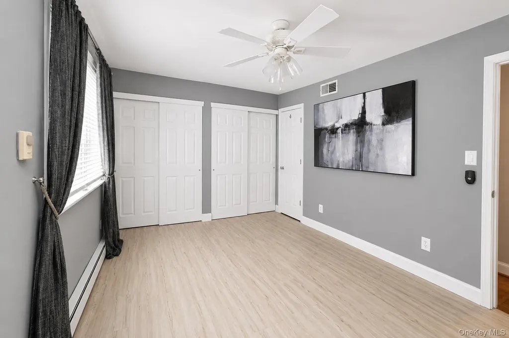 1 Anchorage Way Freeport NY 11520