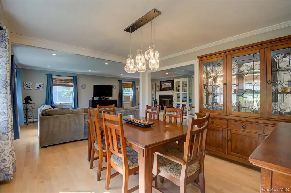 54 Clearview Circle Hopewell Junction NY 12533