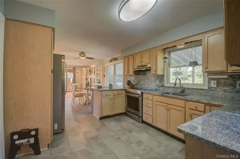 54 Clearview Circle Hopewell Junction NY 12533
