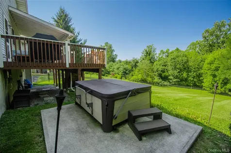 54 Clearview Circle Hopewell Junction NY 12533