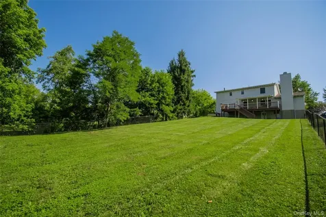 54 Clearview Circle Hopewell Junction NY 12533