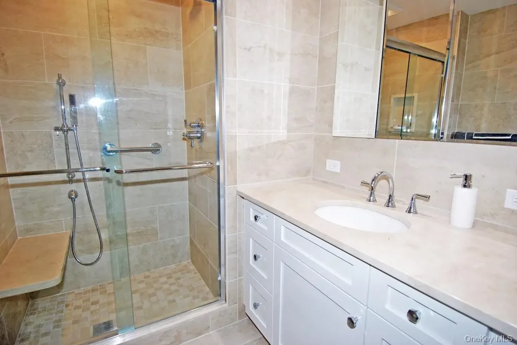27110 Grand Central Floral Park NY 11005