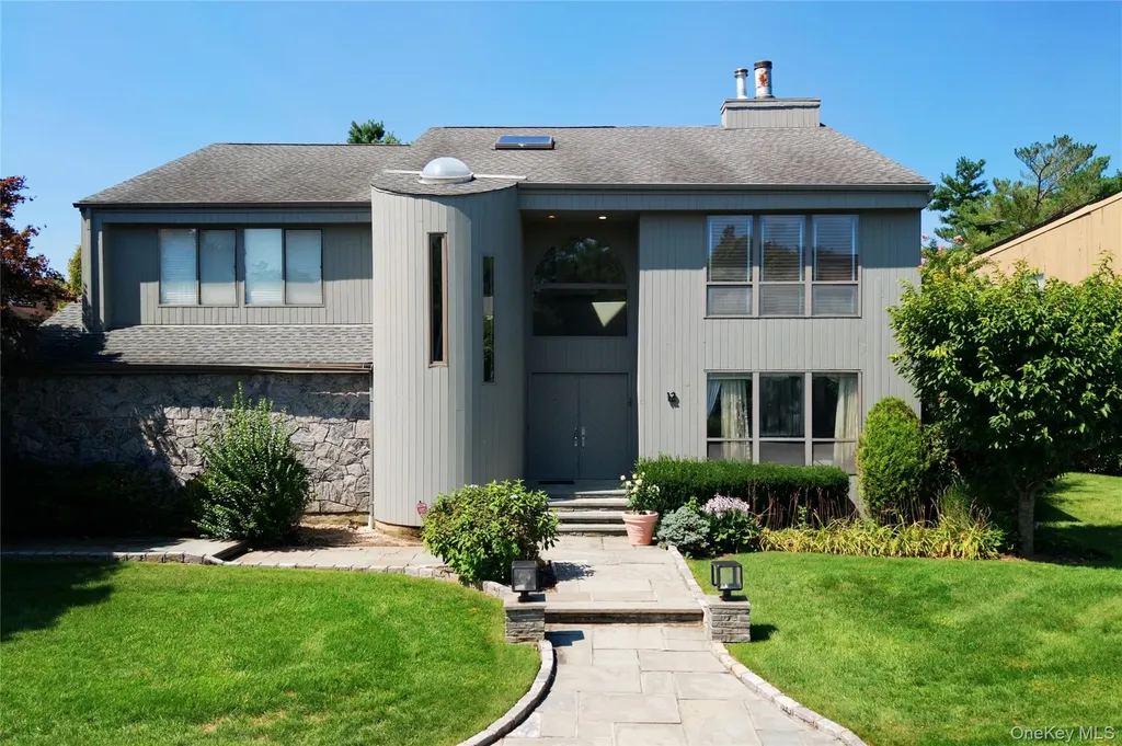12 Princeton Drive Syosset NY 11791