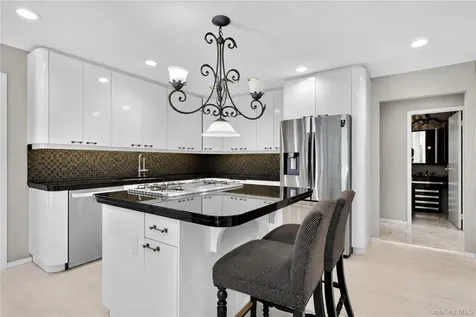 12 Princeton Drive Syosset NY 11791
