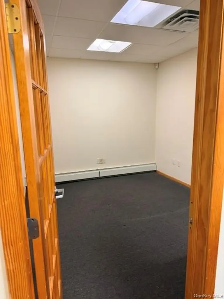 29 E Merrick Road Valley Stream NY 11580
