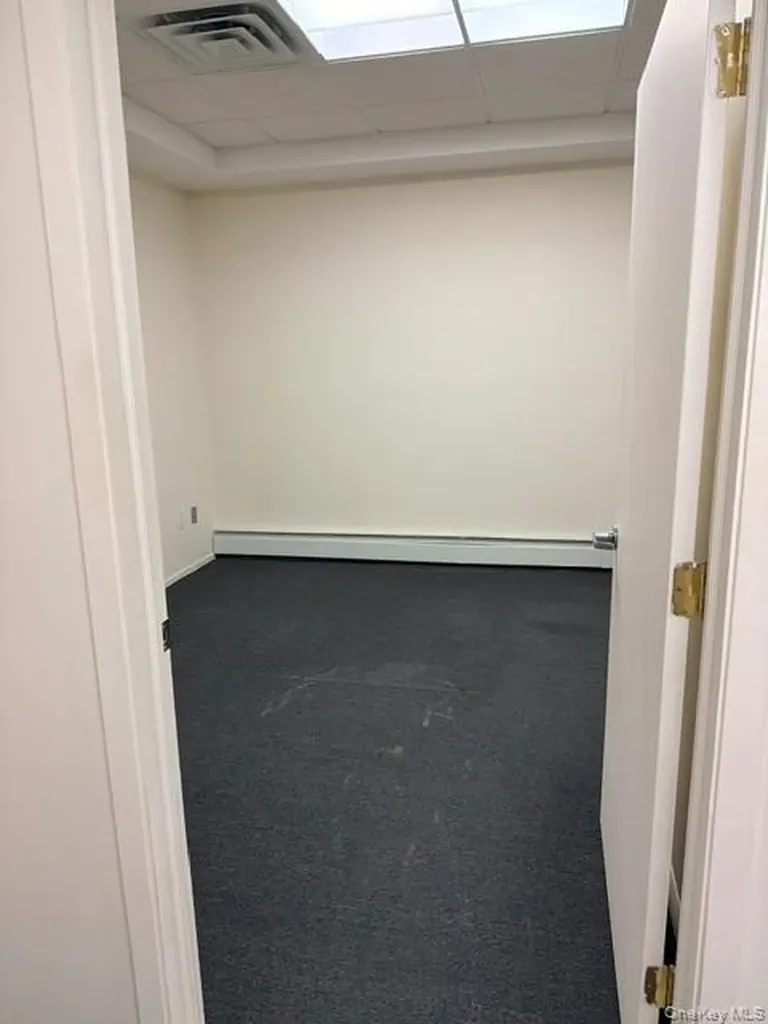 29 E Merrick Road Valley Stream NY 11580