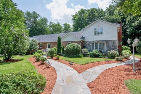 23 Barnaby Lane Hartsdale NY 10530