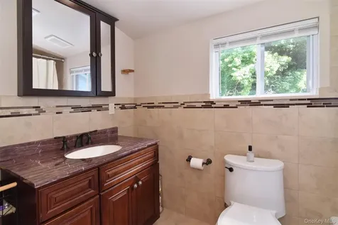 23 Barnaby Lane Hartsdale NY 10530