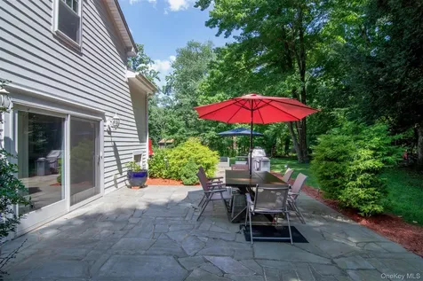 23 Barnaby Lane Hartsdale NY 10530