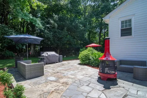 23 Barnaby Lane Hartsdale NY 10530
