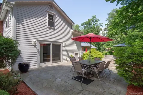 23 Barnaby Lane Hartsdale NY 10530