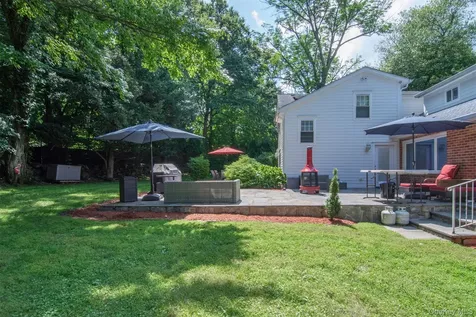 23 Barnaby Lane Hartsdale NY 10530