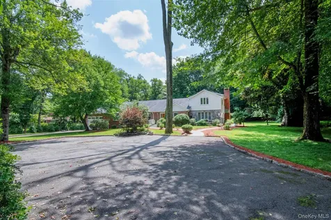 23 Barnaby Lane Hartsdale NY 10530