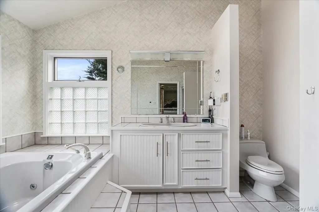 117 Gordon Place Freeport NY 11520