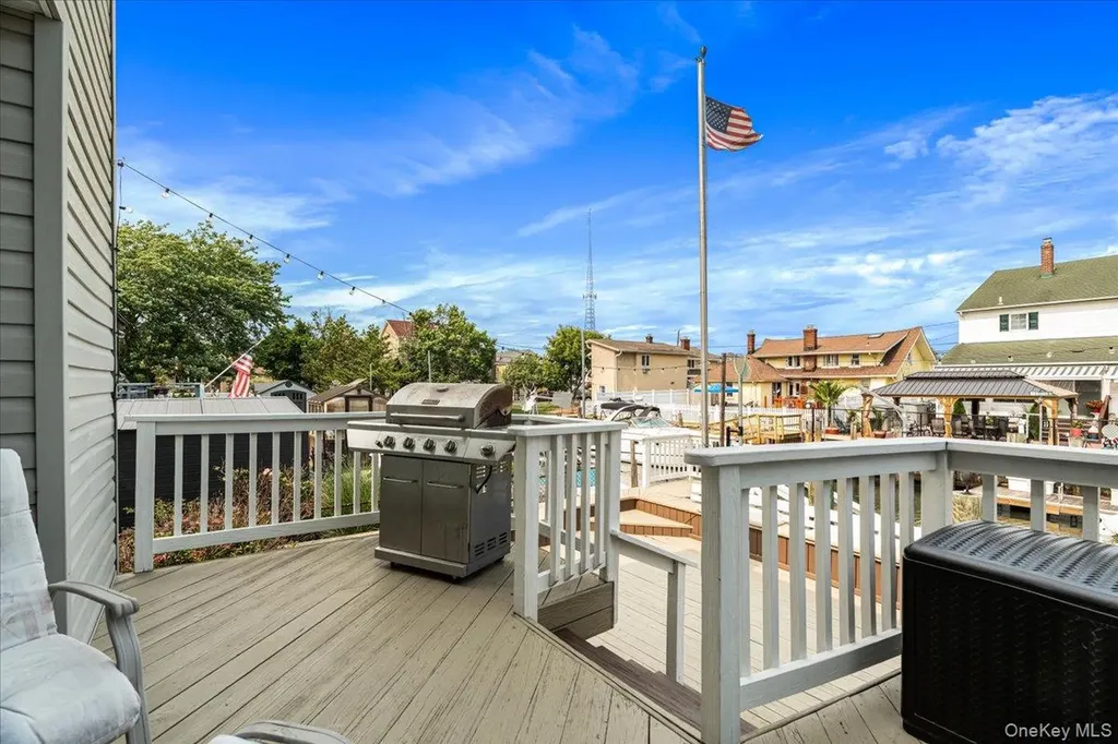 117 Gordon Place Freeport NY 11520