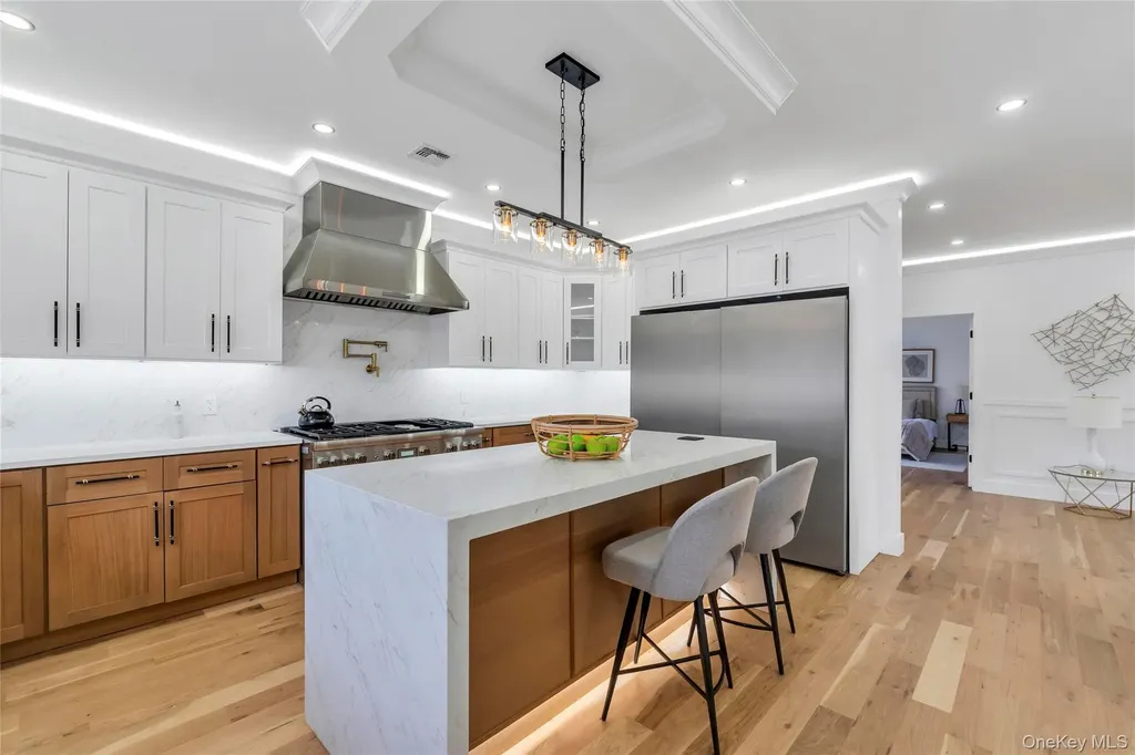 2497 Balsam Avenue East Meadow NY 11554
