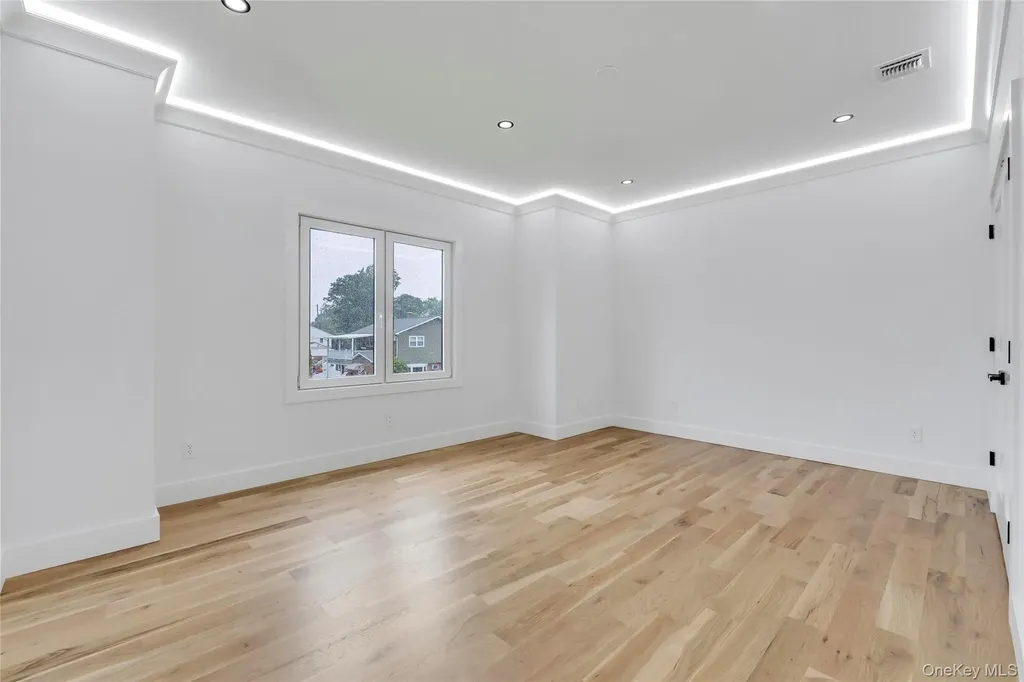 2497 Balsam Avenue East Meadow NY 11554