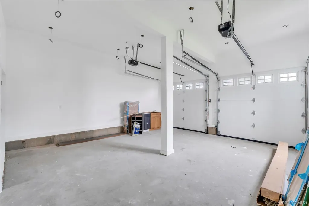 2497 Balsam Avenue East Meadow NY 11554