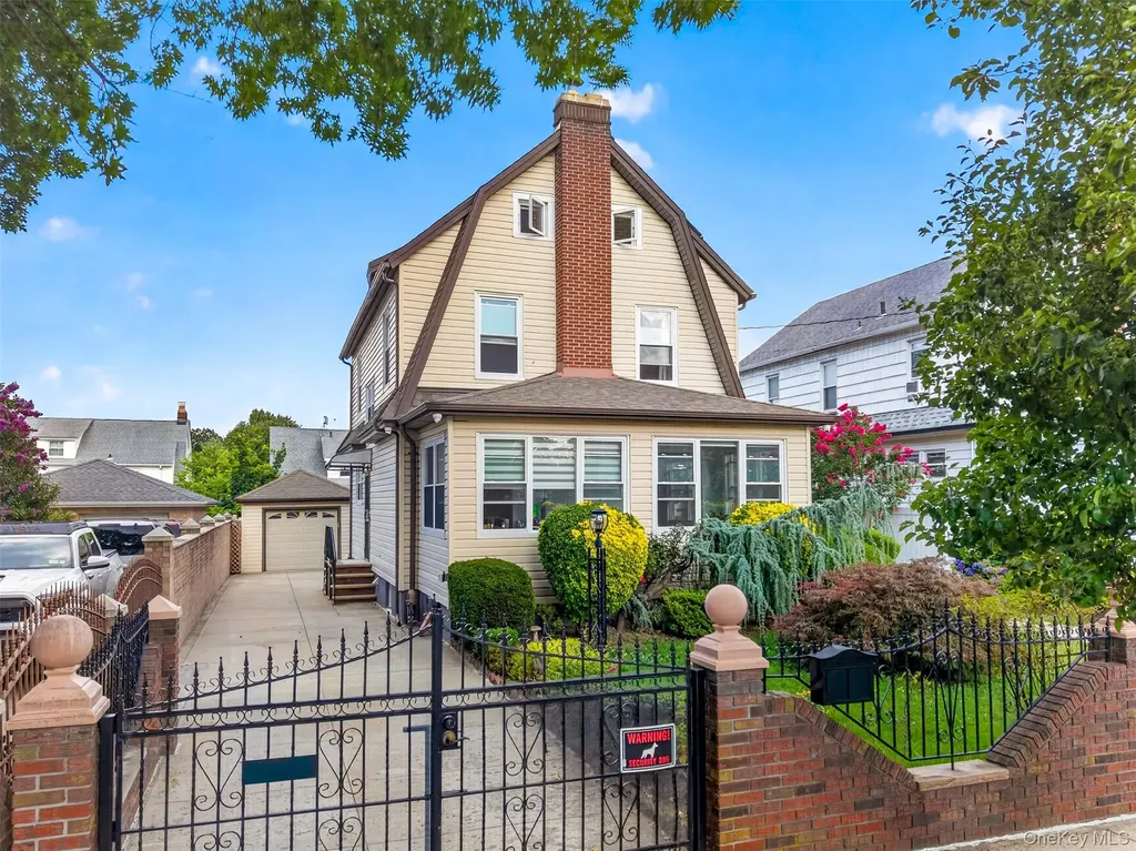 3569 161st Street Flushing NY 11358