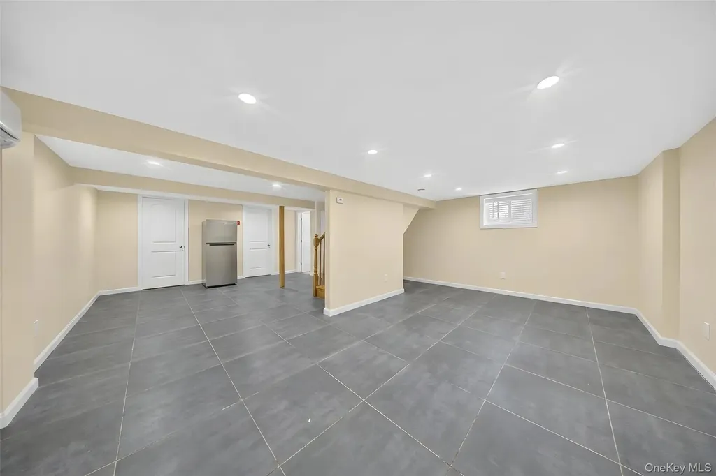 3569 161st Street Flushing NY 11358