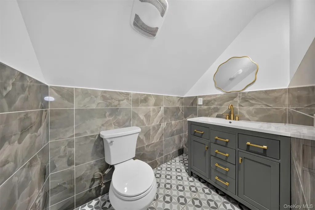 3569 161st Street Flushing NY 11358