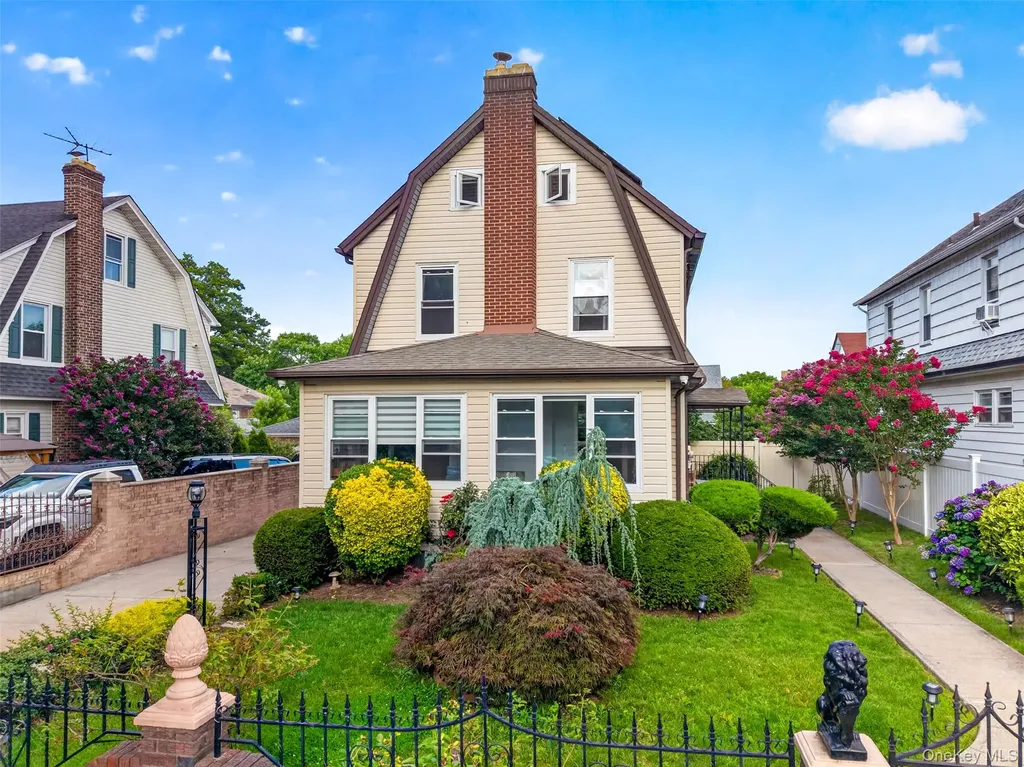 3569 161st Street Flushing NY 11358