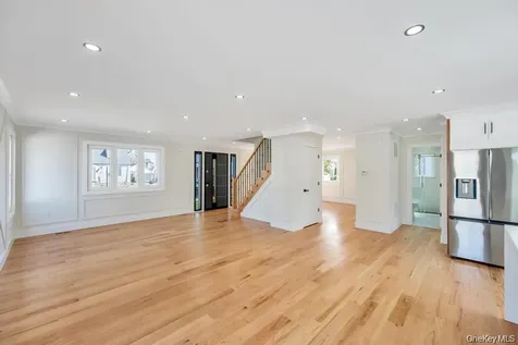 28 S Elm Street Hicksville NY 11801
