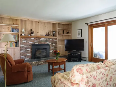 9 Breezy Ridge Road Kinderhook NY 12106