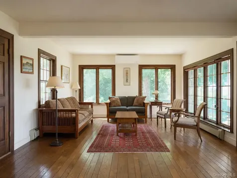 9 Breezy Ridge Road Kinderhook NY 12106