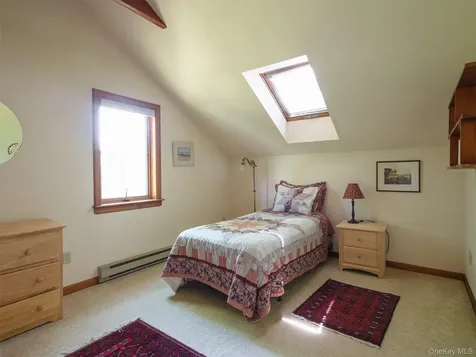 9 Breezy Ridge Road Kinderhook NY 12106
