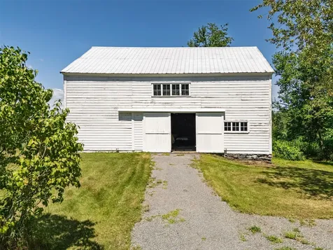 9 Breezy Ridge Road Kinderhook NY 12106