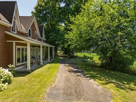 9 Breezy Ridge Road Kinderhook NY 12106