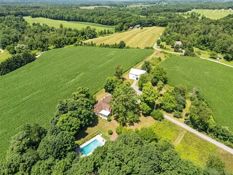 9 Breezy Ridge Road Kinderhook NY 12106