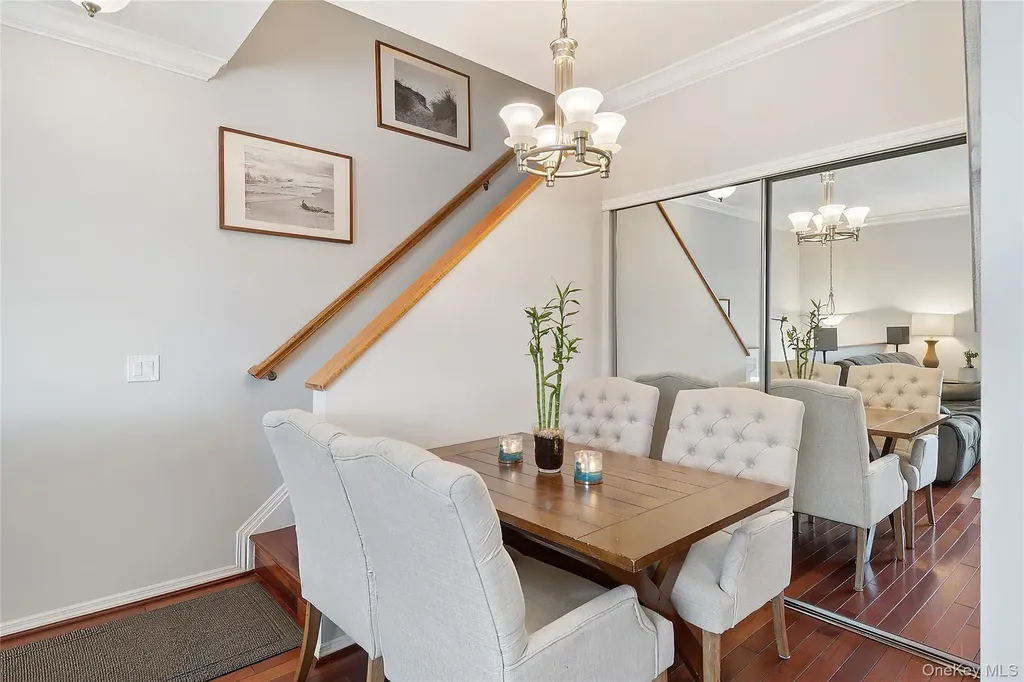 126 Beacon Lane Bronx NY 10473