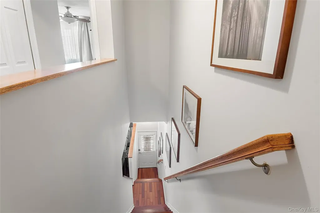 126 Beacon Lane Bronx NY 10473