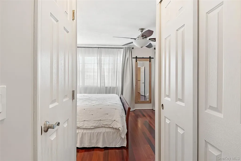 126 Beacon Lane Bronx NY 10473