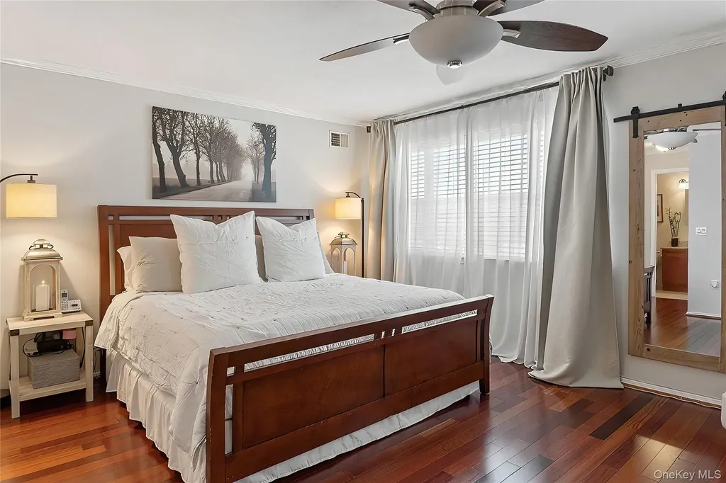 126 Beacon Lane Bronx NY 10473