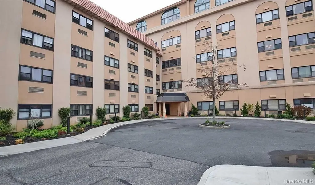 185 W Park Avenue Long Beach NY 11561