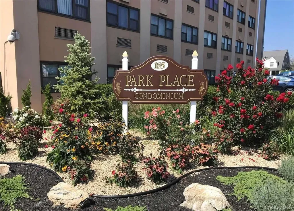 185 W Park Avenue Long Beach NY 11561