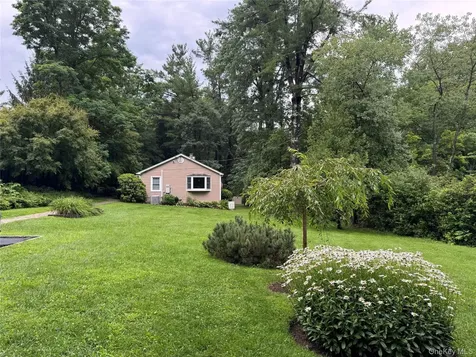 12 Lakeview Drive Yorktown Heights NY 10598
