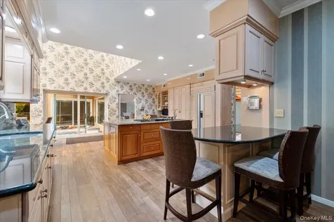 24 Emerson Road Brookville NY 11545