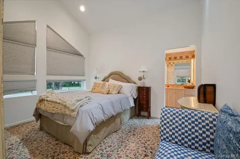 24 Emerson Road Brookville NY 11545