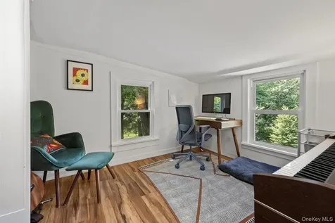 26 Hunns Lake Place Stanfordville NY 12581
