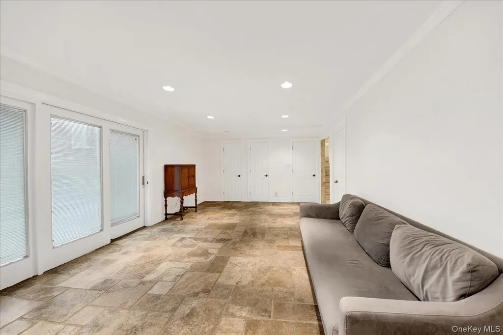 451 Ardsley Road Scarsdale NY 10583