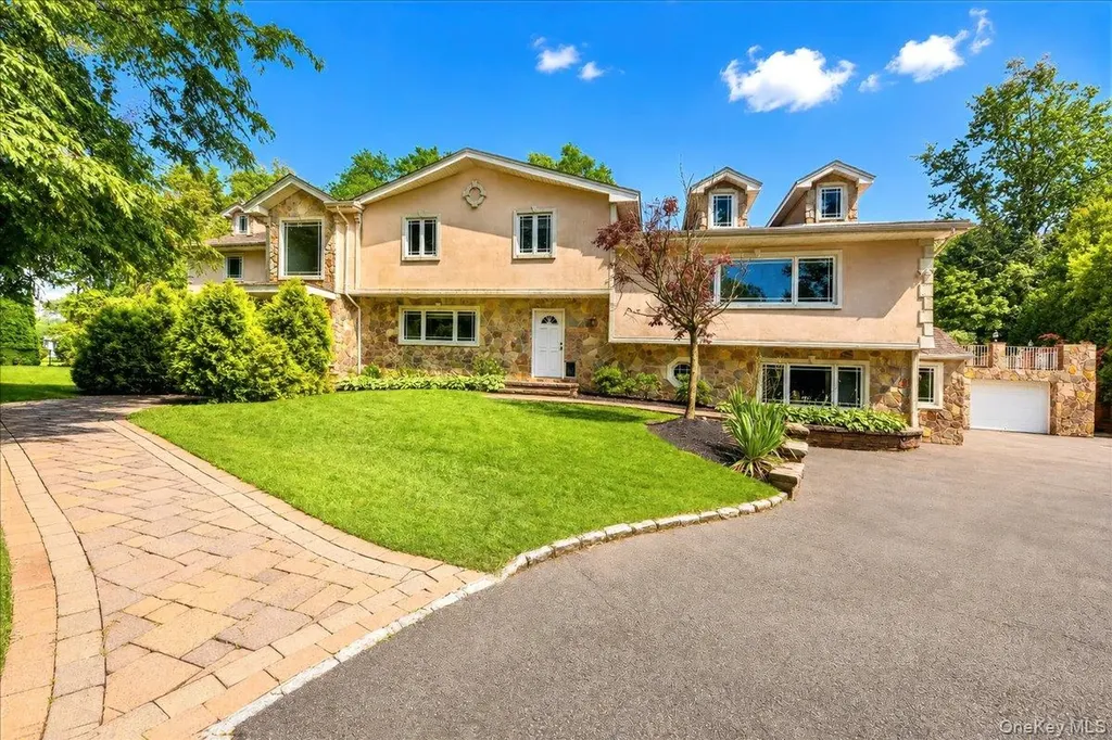 451 Ardsley Road Scarsdale NY 10583