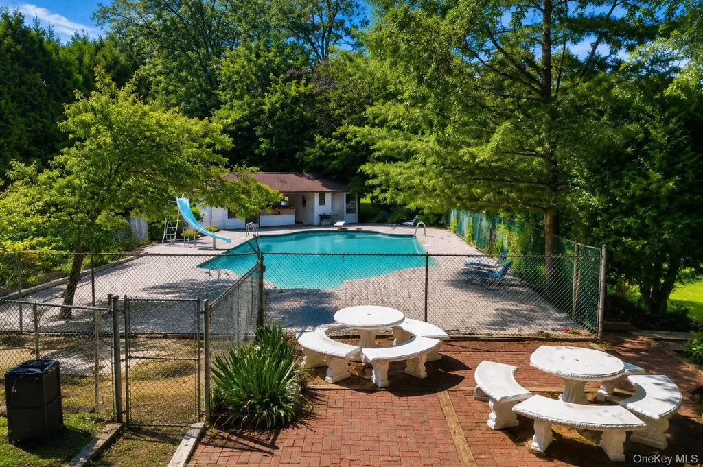 451 Ardsley Road Scarsdale NY 10583