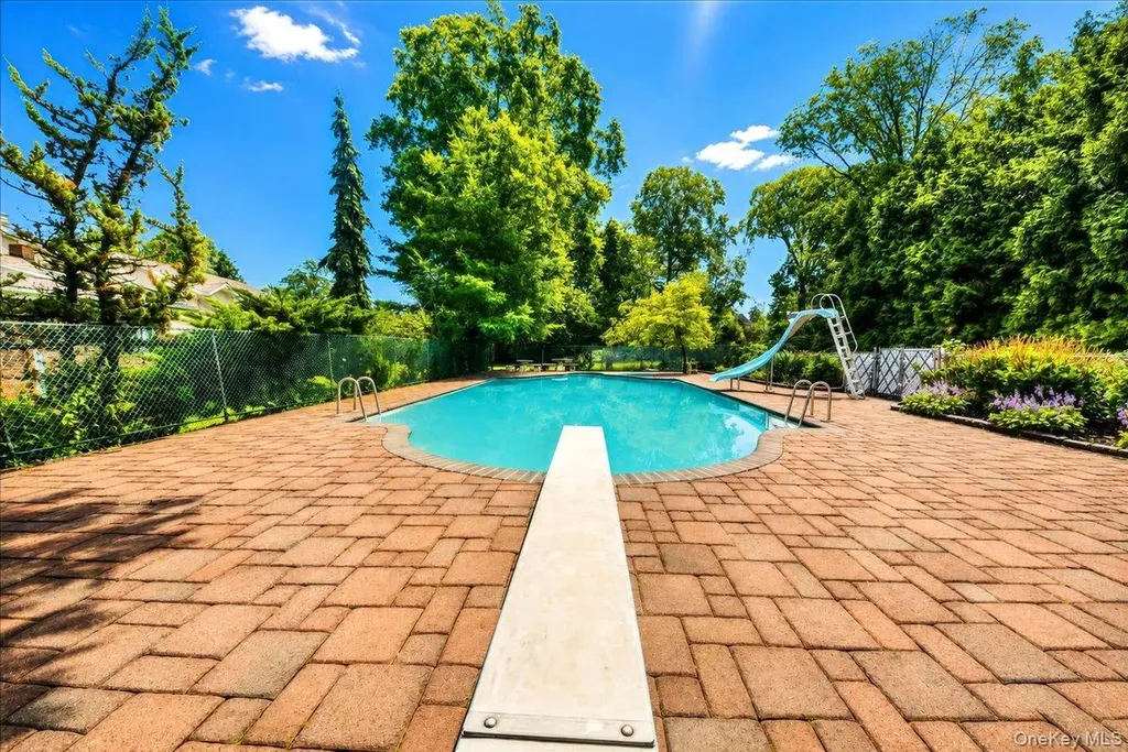 451 Ardsley Road Scarsdale NY 10583